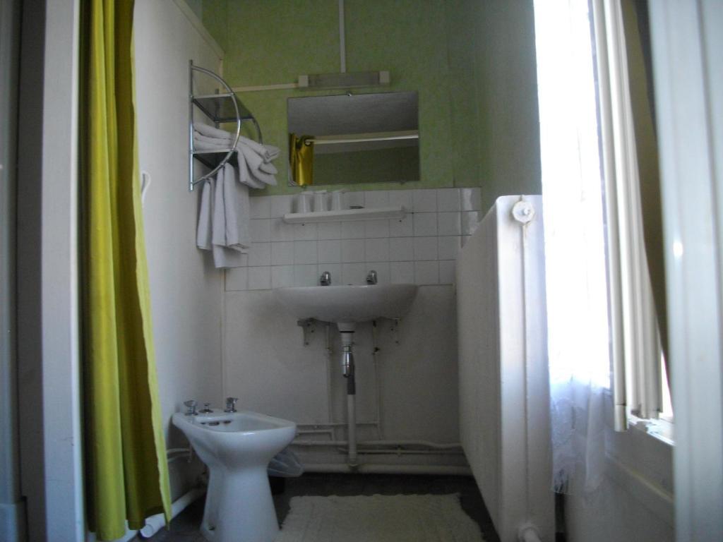 Hotel Le Parisien Saintes Zimmer foto